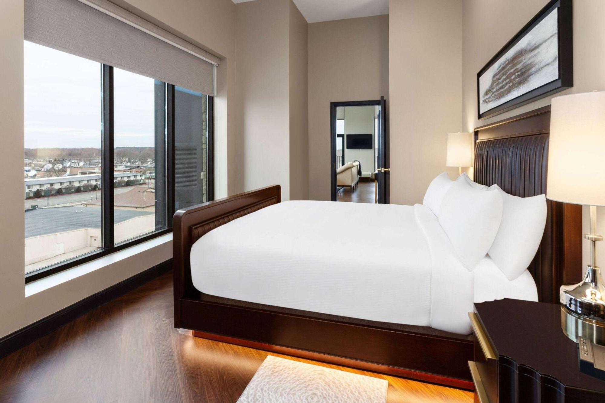 Legacy Hotel, Trademark Collection By Wyndham Green Bay Ngoại thất bức ảnh